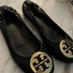 Tory Burch flats/ black